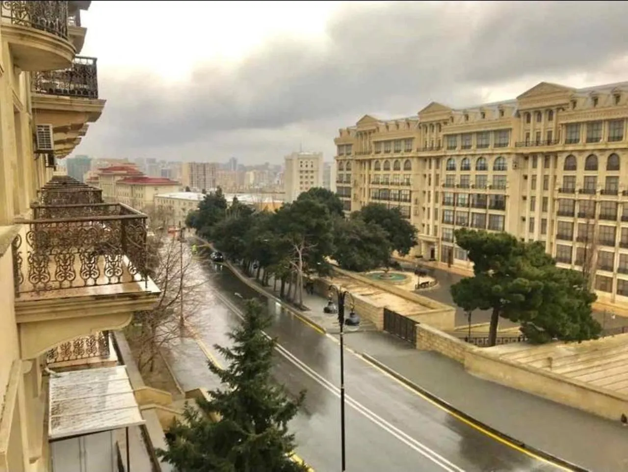 Apartment Near Flame Tower With Sea View Bakü