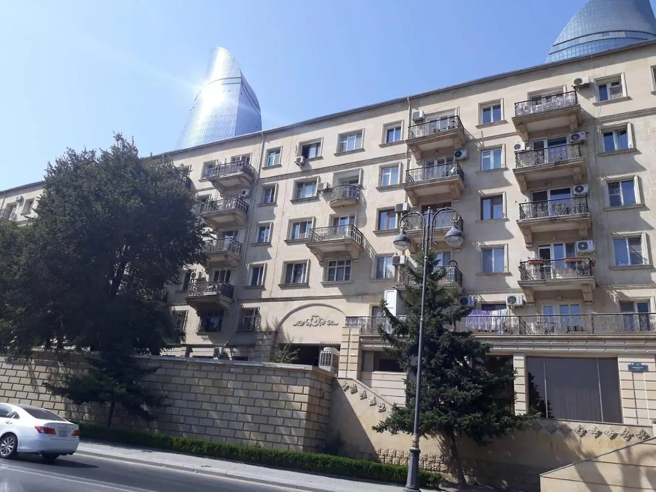 Apartment Near Flame Tower With Sea View バクー