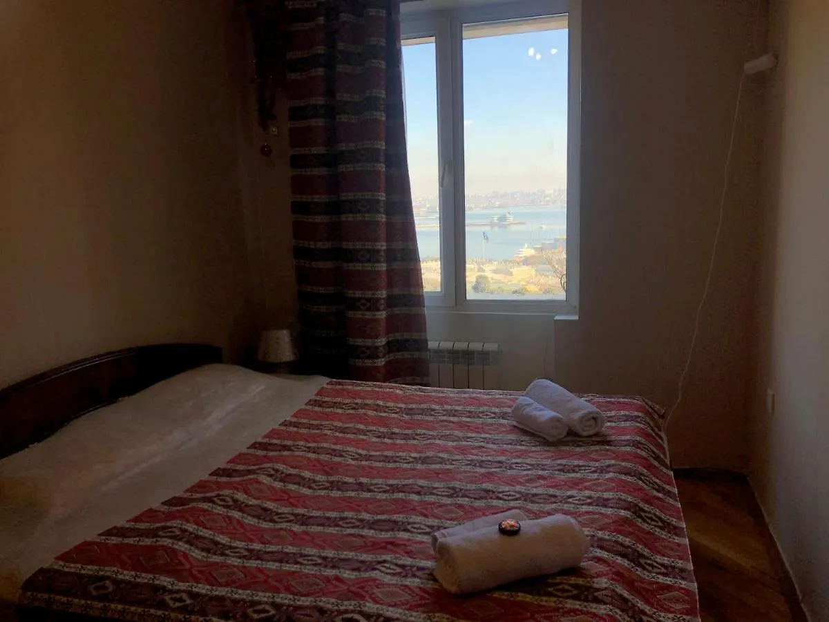 Apartment Near Flame Tower With Sea View バクー